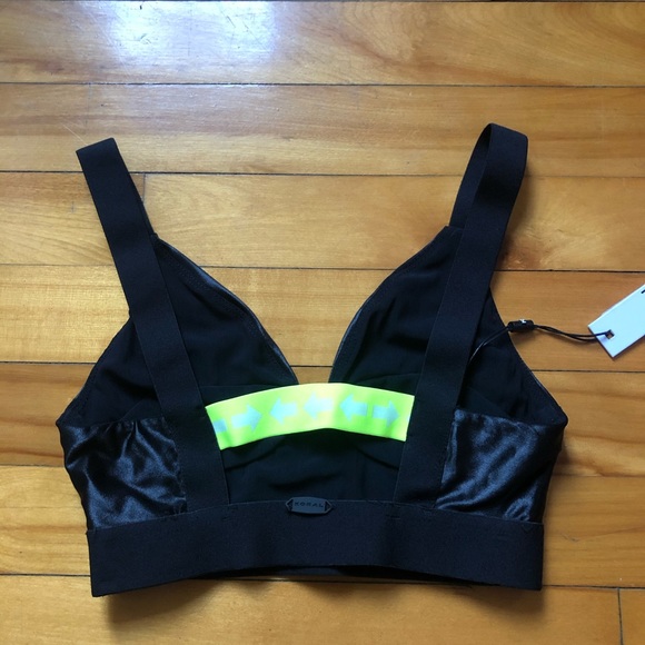 KORAL Line Infinity Sports Bra - Picture 6 of 6